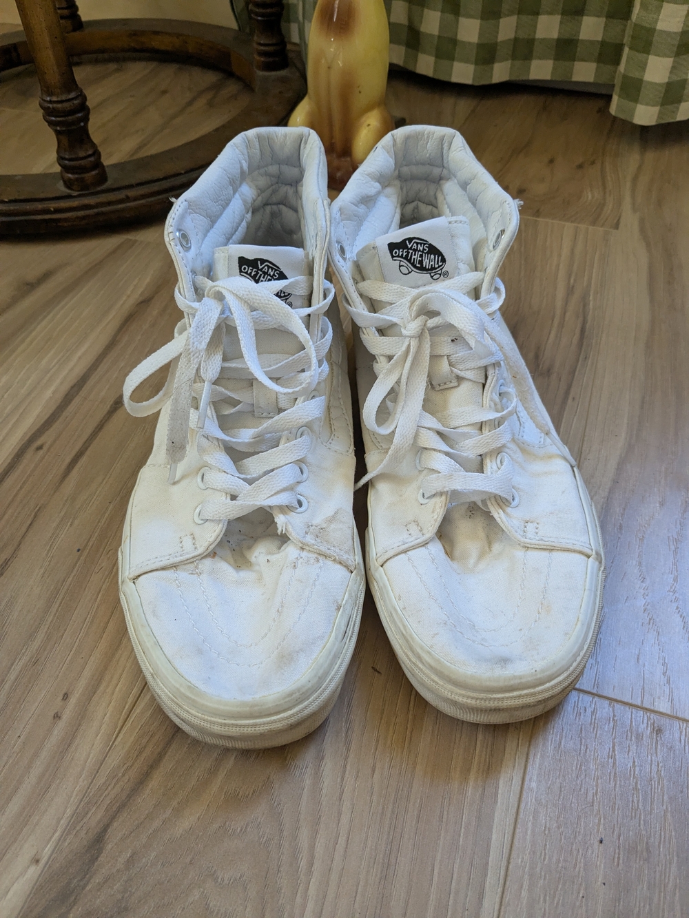 Vans White High-Tops 💫 - Picture 2 of 9